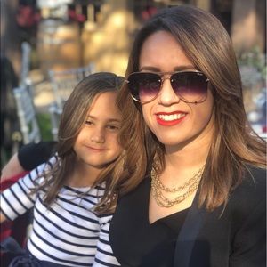 Meet your Posher, Sharlene